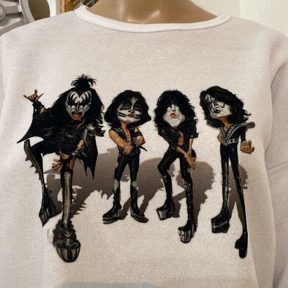 New Kiss Rock Band Active Crop Mid-Weight Sweatshirt Women’s Size Large - Picture 2 of 3